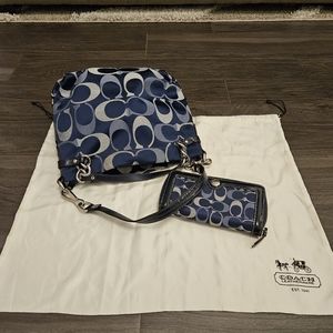 Coach purse and wallet